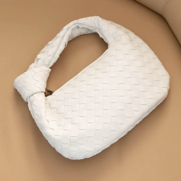 White Fox Boutique Handbags - White Fox Boutique White Purse